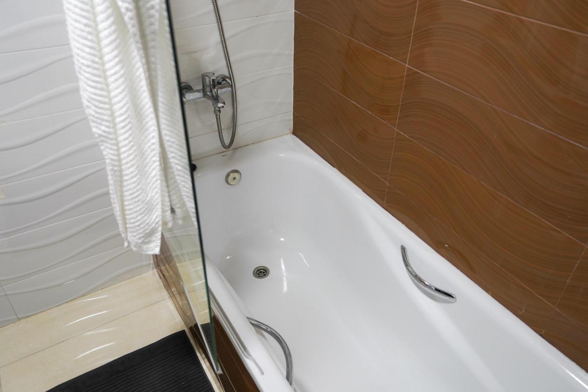 Appartement With Terasse 5 Min To Tanger Marina-Free Parking Екстер'єр фото