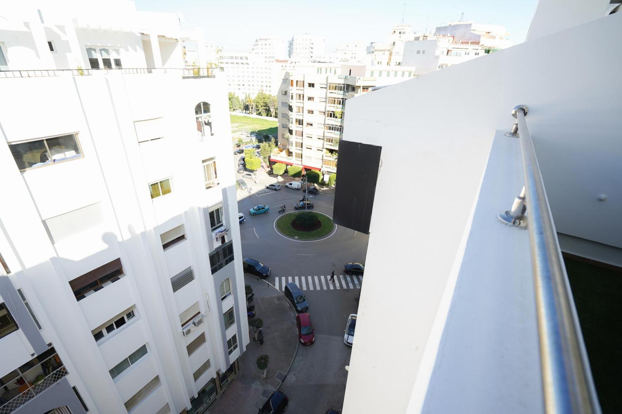 Appartement With Terasse 5 Min To Tanger Marina-Free Parking Екстер'єр фото
